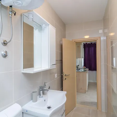 Dadic Apartment *